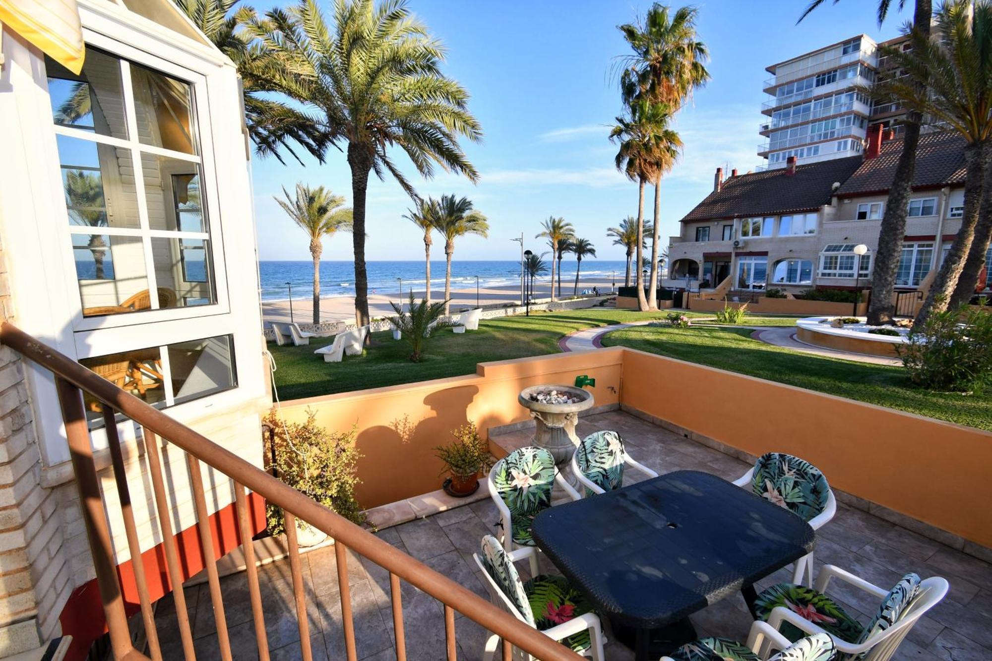 אל קאמפיו Muchavista Playa Alicante מראה חיצוני תמונה