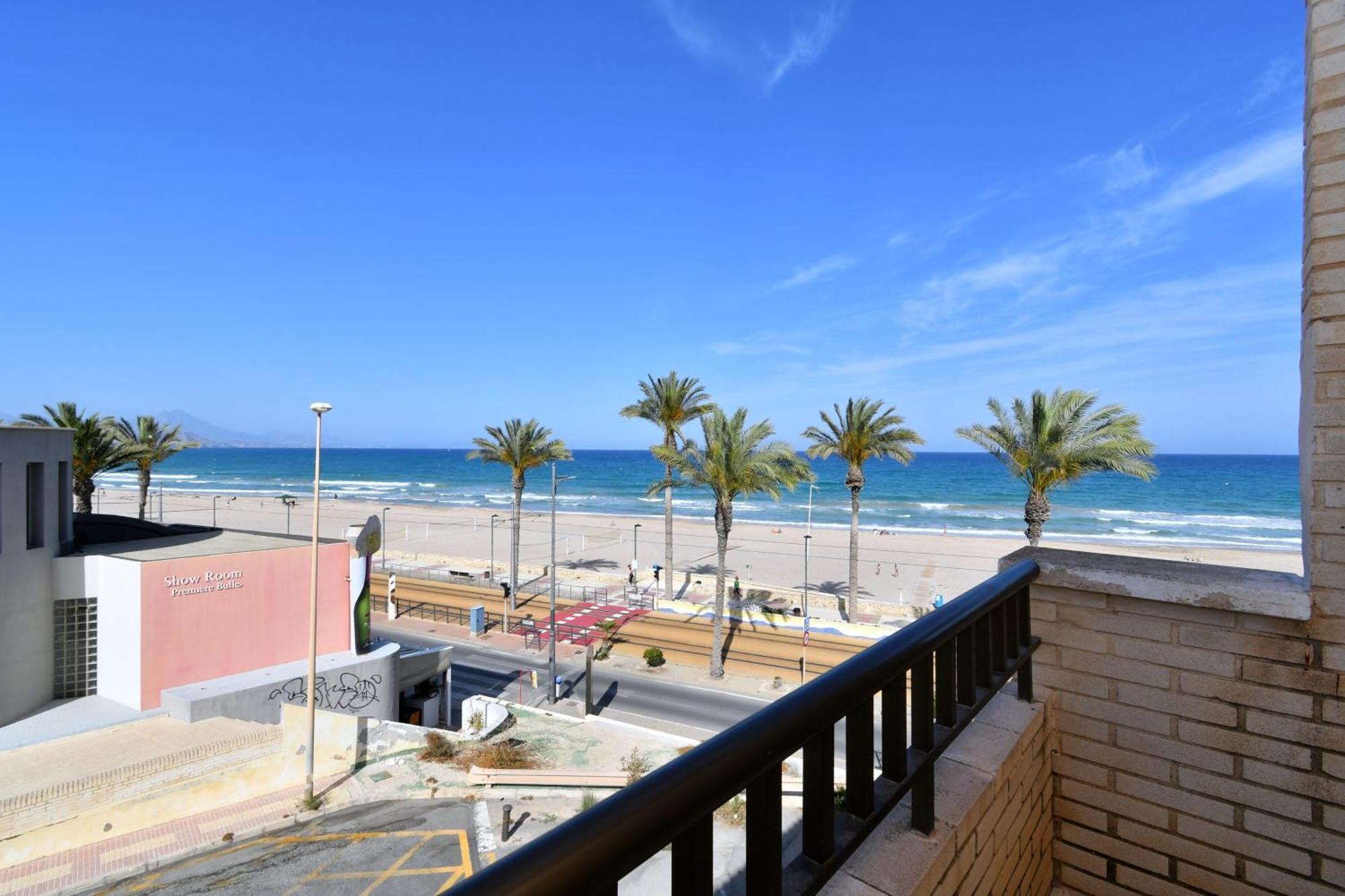 אל קאמפיו Muchavista Playa Alicante מראה חיצוני תמונה